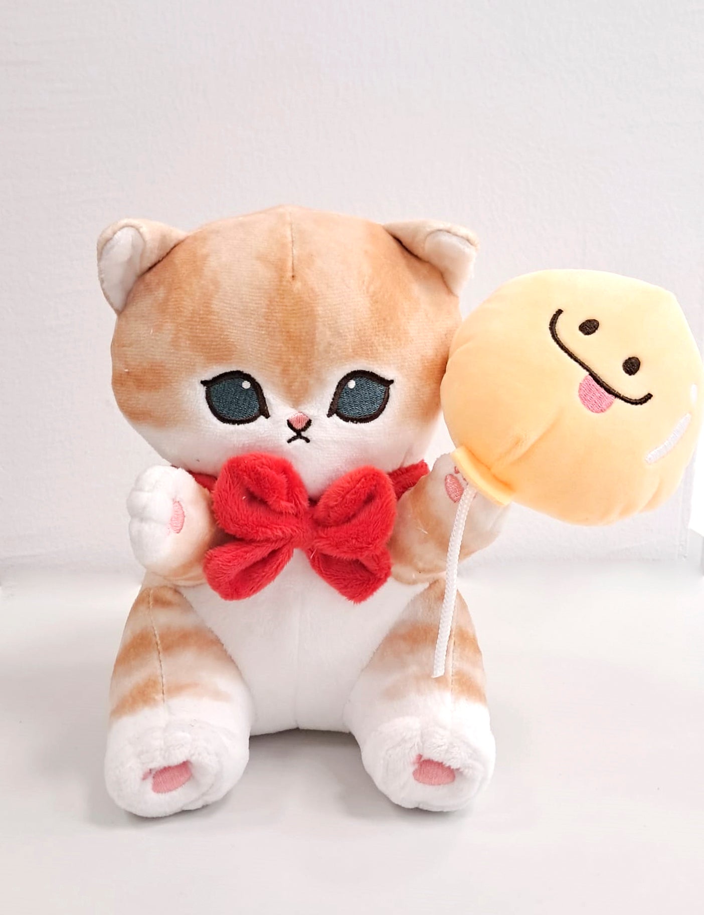 MOFUSAND GATO CON ACCESORIOS